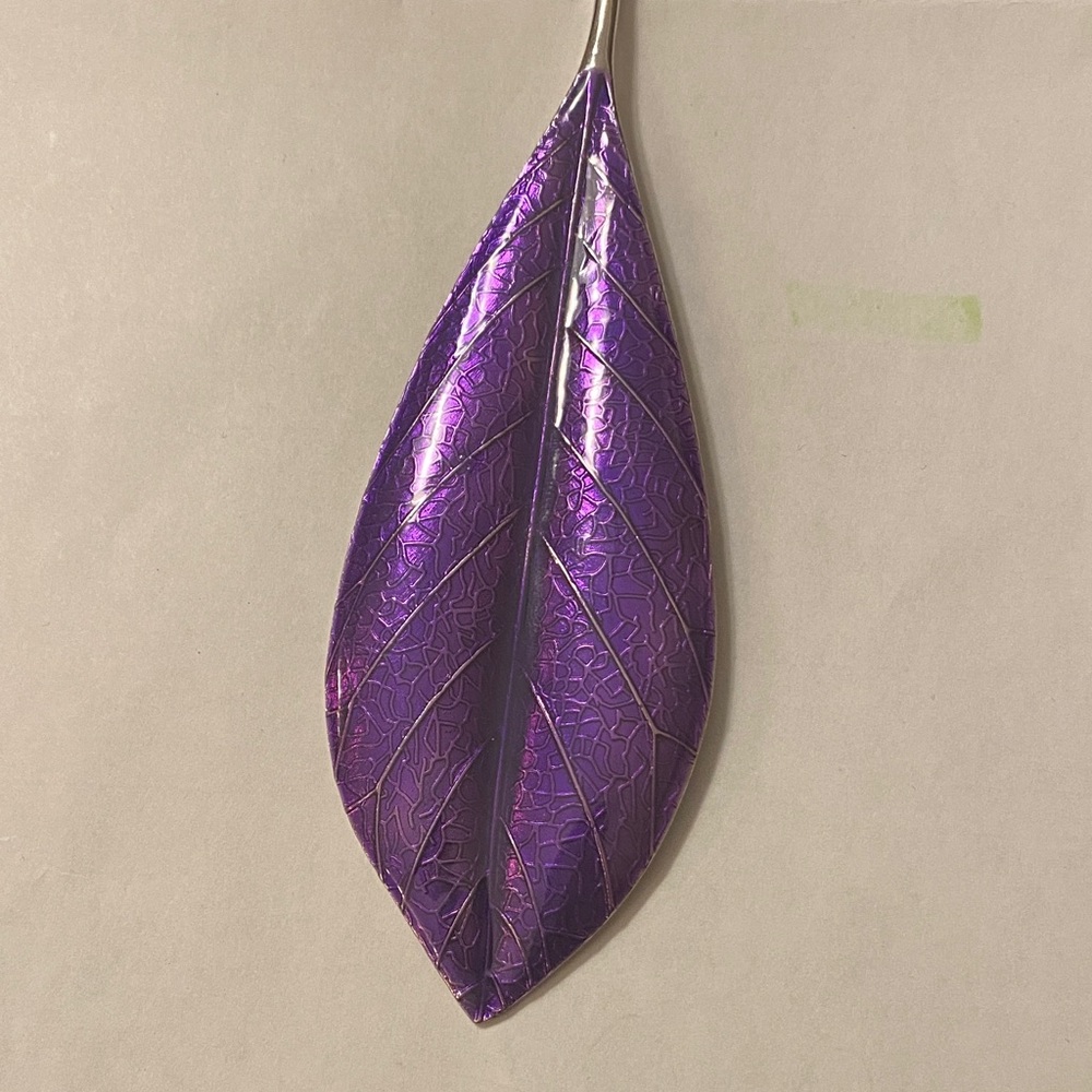 Purple Leaf Pendant Necklace - Picture 7 of 8